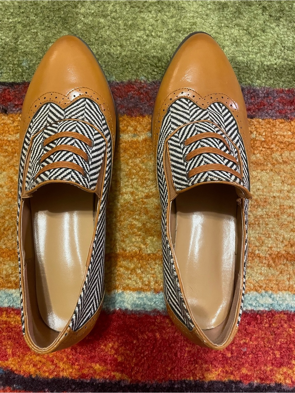 Women's Round Toe Puppy Heel Oxfords
